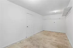 810 Pinoak Rd, Greensboro, NC 27455 - Photo 37