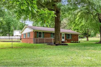 810 Pinoak Road, Greensboro, NC 27455 - Photo 33