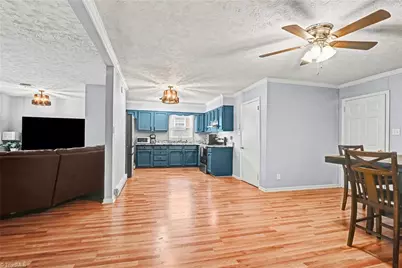 1312 Rotherwood Road, Greensboro, NC 27406 - Photo 9