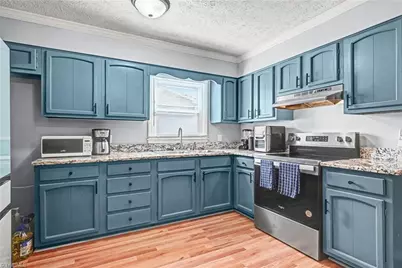 1312 Rotherwood Road, Greensboro, NC 27406 - Photo 15