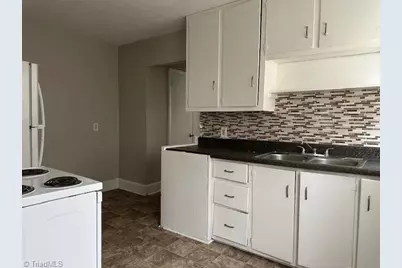 1015 Richland Street #A, High Point, NC 27107 - Photo 3