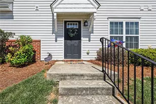 110 Goldfinch Ave, Greensboro, NC 27409 - Photo 5