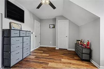 110 Goldfinch Avenue, Greensboro, NC 27409 - Photo 25