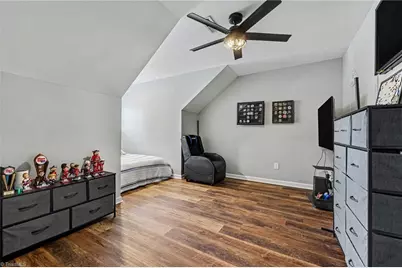 110 Goldfinch Avenue, Greensboro, NC 27409 - Photo 23