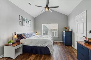 110 Goldfinch Ave, Greensboro, NC 27409 - Photo 17