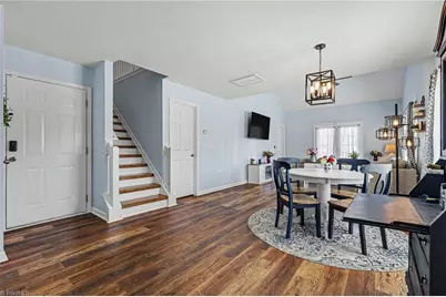 110 Goldfinch Avenue, Greensboro, NC 27409 - Photo 9