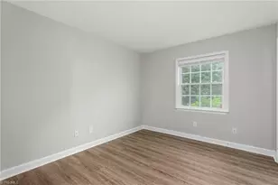 5645 Hornaday Rd, Greensboro, NC 27409 - Photo 11