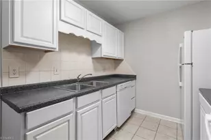 5645 Hornaday Rd, Greensboro, NC 27409 - Photo 9