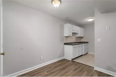 5645 Hornaday Road #B, Greensboro, NC 27409 - Photo 7