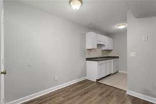 5645 Hornaday Rd, Greensboro, NC 27409 - Photo 7