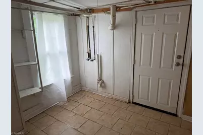 4224 Ogburn Avenue, Winston-Salem, NC 27105 - Photo 3