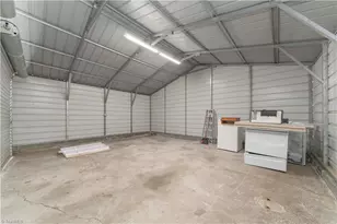 115 E Main St, Jonesville, NC 28642 - Photo 25
