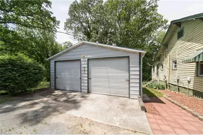 115 E Main Street, Jonesville, NC 28642 - Photo 3