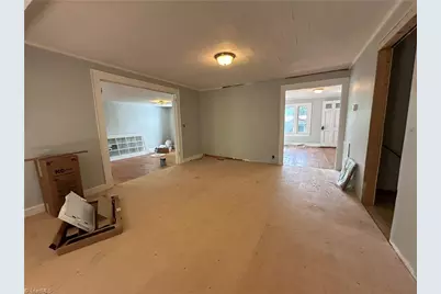 140 E Carroll Avenue, Denton, NC 27239 - Photo 17