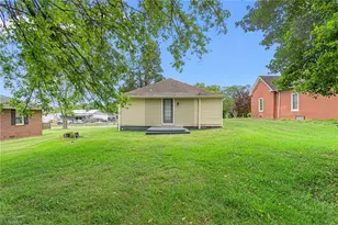 911 Williams St, Eden, NC 27288 - Photo 21