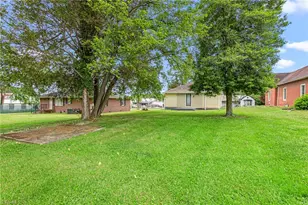 911 Williams St, Eden, NC 27288 - Photo 23