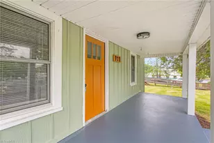 911 Williams St, Eden, NC 27288 - Photo 5