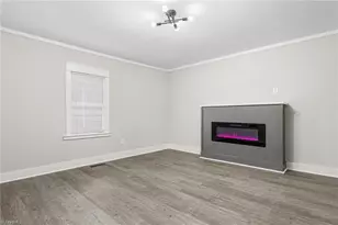 911 Williams St, Eden, NC 27288 - Photo 5