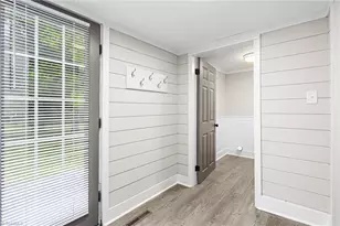 911 Williams St, Eden, NC 27288 - Photo 15