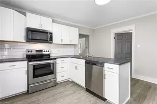 911 Williams St, Eden, NC 27288 - Photo 11
