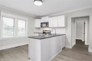 911 Williams St, Eden, NC 27288 - Photo 9