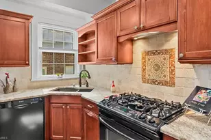 2506 Sylvan Rd, Greensboro, NC 27403 - Photo 13