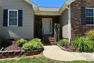 125 Gumtree Ct, Mocksville, NC 27028 - Photo 3
