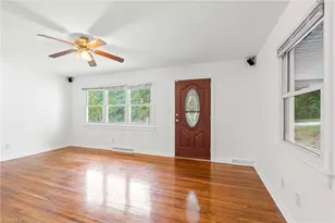 1410 Wiltshire St, High Point, NC 27265 - Photo 7