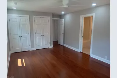 1008 E Side Drive, Greensboro, NC 27406 - Photo 13