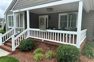 633 Huntington Dr, High Point, NC 27262 - Photo 3