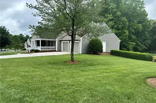 633 Huntington Dr, High Point, NC 27262 - Photo 1
