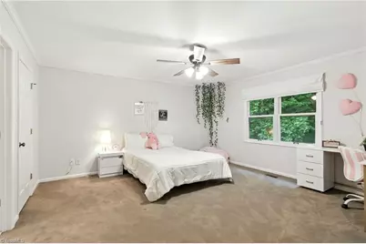 633 Huntington Drive, High Point, NC 27262 - Photo 15