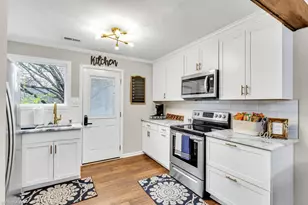 1852 Villa Dr, Greensboro, NC 27403 - Photo 13