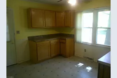 118 Wrenn Drive, Lexington, NC 27292 - Photo 3