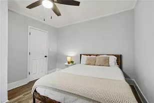 921 Pichard St, Greensboro, NC 27401 - Photo 9