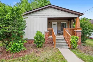 921 Pichard St, Greensboro, NC 27401 - Photo 1