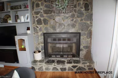 112 & 124 Windsor Way, Dobson, NC 27017 - Photo 9