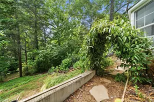 2712 London Ln, Winston-Salem, NC 27103 - Photo 45