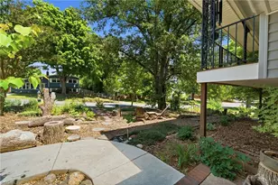 2712 London Ln, Winston-Salem, NC 27103 - Photo 3