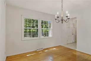 2621 W Woodlyn Way, Greensboro, NC 27407 - Photo 3