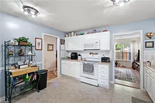 2037 Water Stone Ln, High Point, NC 27265 - Photo 15