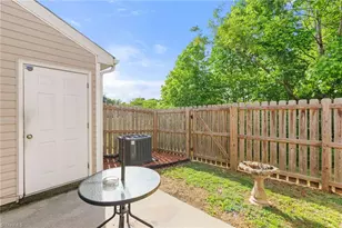 2037 Water Stone Ln, High Point, NC 27265 - Photo 31