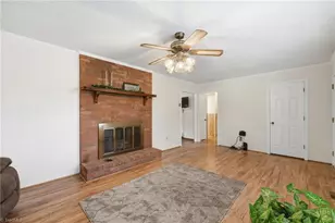 2127 Stoney Creek Church Rd, Burlington, NC 27217 - Photo 3