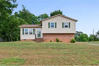 5561 Remington Point Drive, Walkertown, NC 27051 - Photo 1