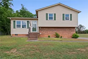 5561 Remington Point Dr, Walkertown, NC 27051 - Photo 35