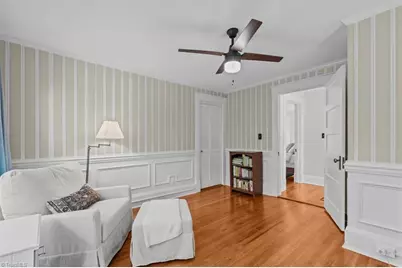 305 E Hendrix Street, Greensboro, NC 27401 - Photo 19