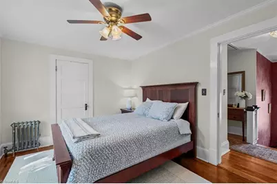 305 E Hendrix Street, Greensboro, NC 27401 - Photo 23