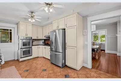 305 E Hendrix Street, Greensboro, NC 27401 - Photo 7