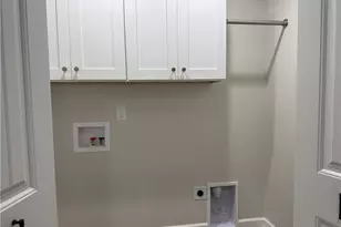 226 Holland Ln, Thomasville, NC 27360 - Photo 11