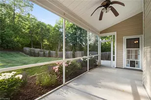 2636 Crosland Hill Dr, Winston-Salem, NC 27106 - Photo 37